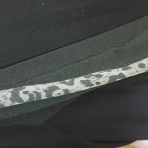 Zim and Zoe lounge black top - Picture 3 of 5